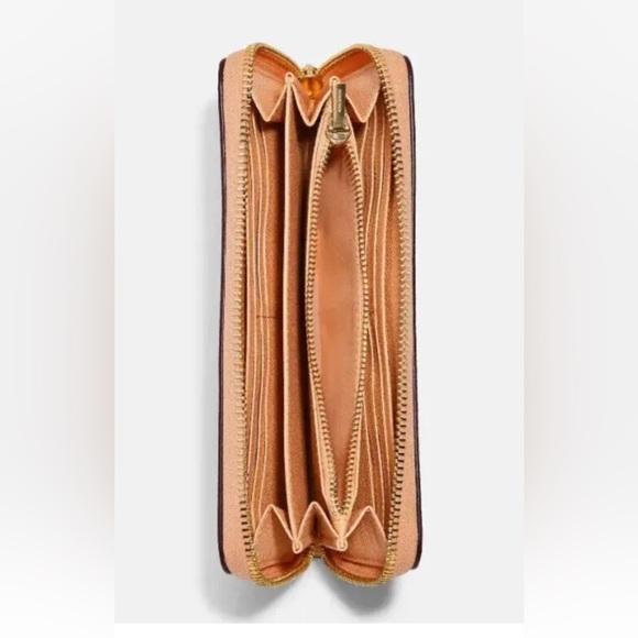 New Coach C3441 Long Zip Around Crossgrain Leather Wallet Faded Blush - Picture 3 of 3